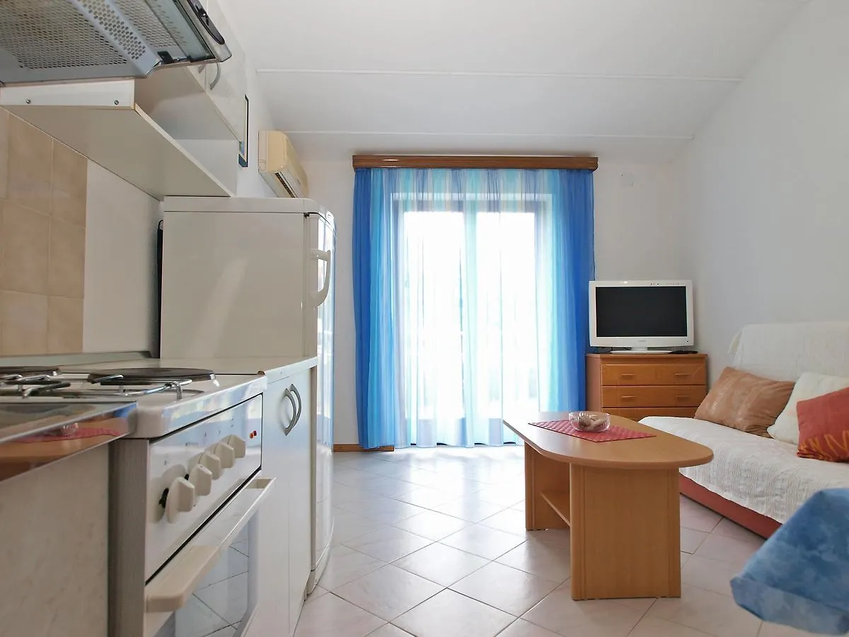 פולה Apartments Slavka 1155