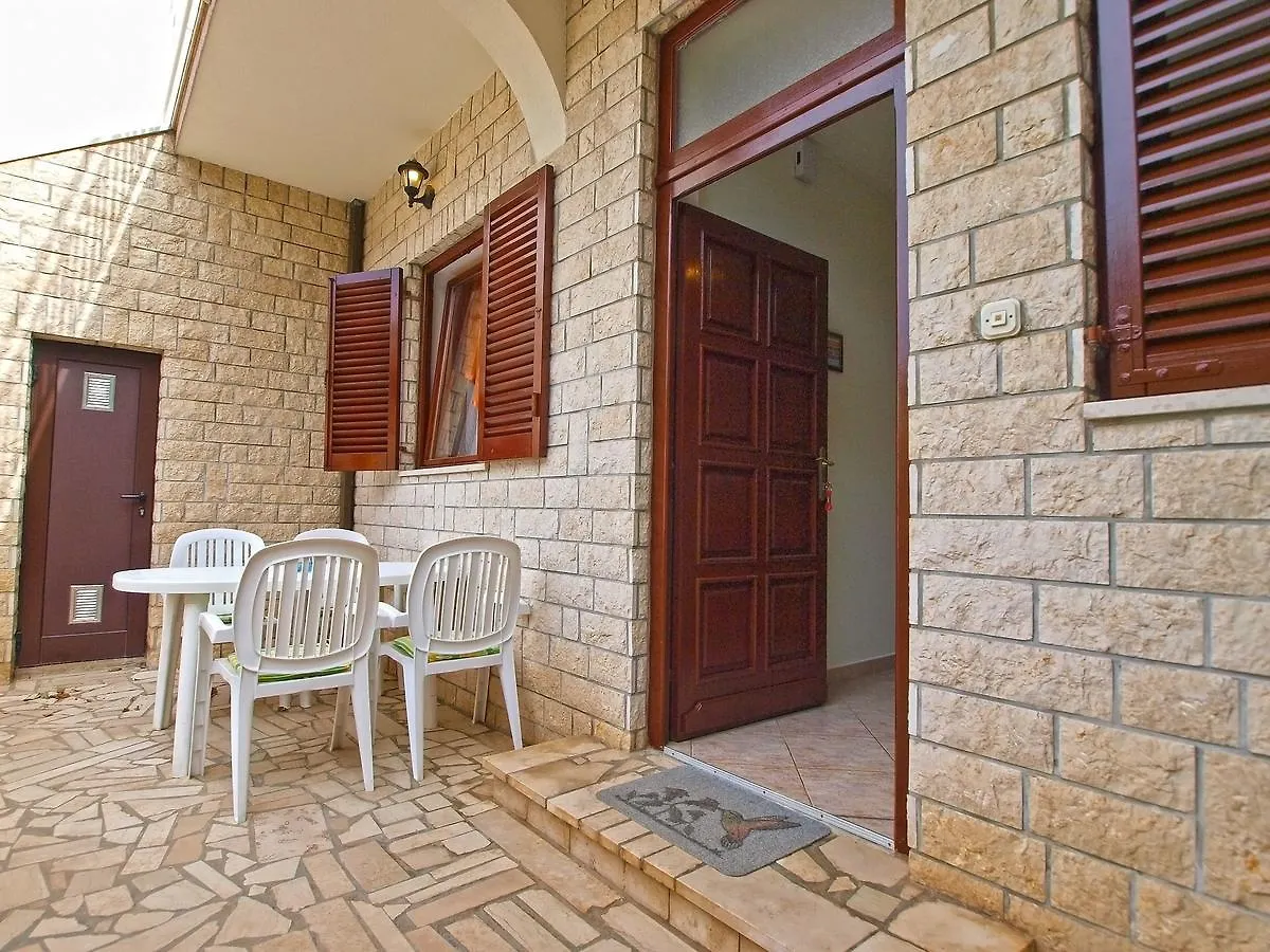 פולה Apartments Slavka 1155