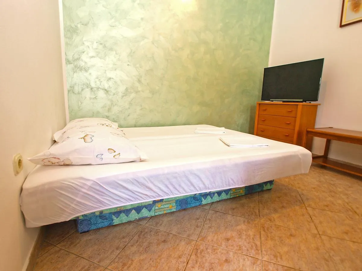 פולה Apartments Slavka 1155