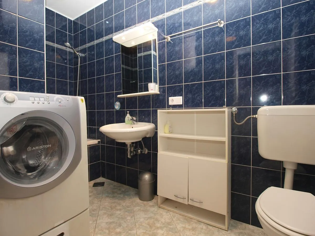 פולה Apartments Slavka 1155 0*,  קרואטיה